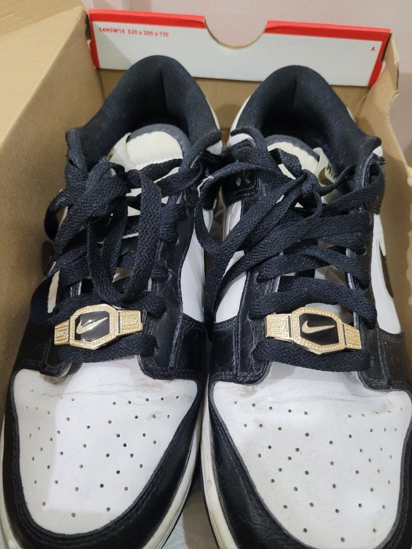 Sb dunk low world champs size 8 (Category: Sneakers & Footwear) located in Manila. Submitted by flzoneeee (Listing ID 1419918346, Image 3). Description: nike sb dunk low world champs sizs 8 complete with box.