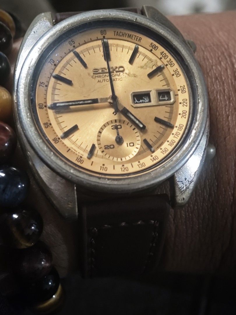 Seiko Chronograph Automatic Watch (Category: Men's Watches) located in Manila. Submitted by fdrakearon89191 (Listing ID 1419786111, Image 1). Description: - Vintage Seiko Chronograph Automatic watch - Gold-toned dial - Tachymeter bezel - Subdial - Brown leather strap - Date display at 3 o'clock -6319-.