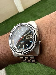 (Category: ) located in . Submitted by raz_collection (Listing ID 1394794909, Image 1). Description: .