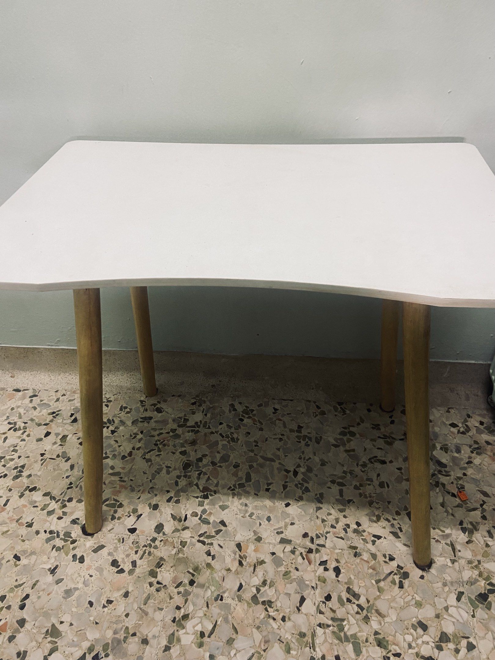 STUDY DESK (Category: Tables & Sets) located in Skudai. Submitted by elfi_didie (Listing ID 1419910053, Image 2). Description: DM ME FOR MORE DETAILS CONDITION 7/10 SELF PICK UP AT TAMAN TUN AMINAH.