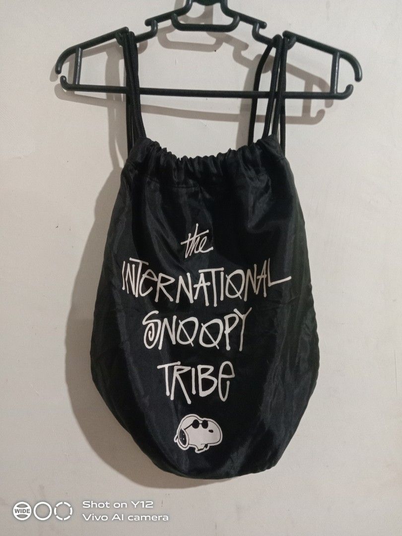 Stussy X Vintage Snoopy nylon Backpack ( Authentic ) (Category: Backpacks) located in Sara. Submitted by john.pritz (Listing ID 1419841735, Image 1). Description: Stussy X Vintage Snoopy Nylon Backpack ( Authentic ) As nre condi no issue.