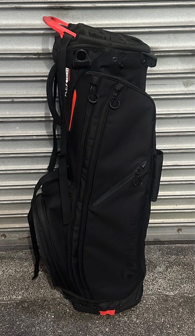 TaylorMade FlexTech Crossover Golf Stand Bag, Black (Category: Golf) located in Pasay City. Submitted by jen.pen (Listing ID 1419881556, Image 1). Description: TaylorMade FlexTech Crossover Golf Stand Bag, Black *New Old Stock * No Stand, No Strap, Missing Pocket Cover.