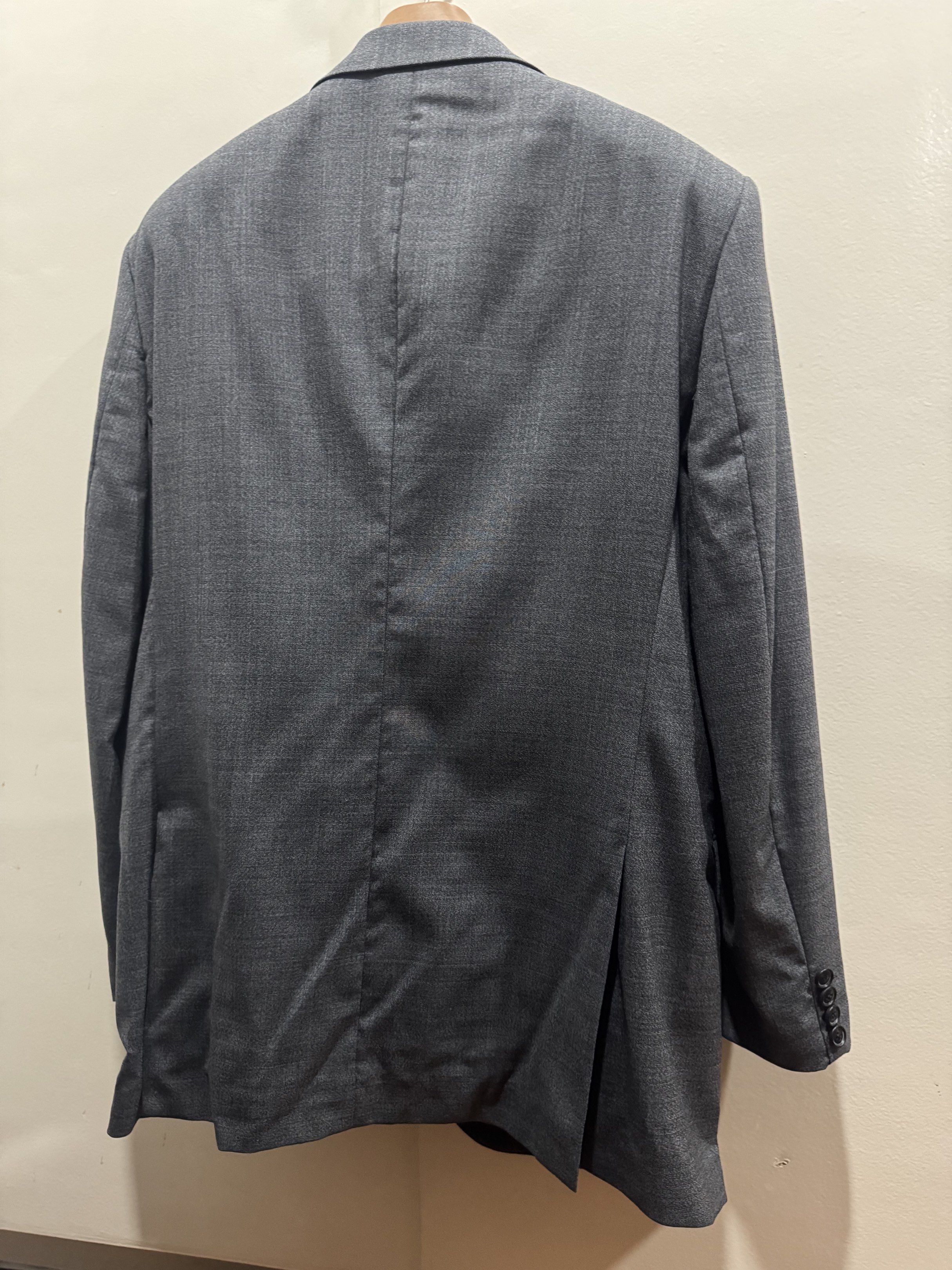 Trugen Formal coat suit (Category: Coats, Jackets and Outerwear) located in Las Pinas. Submitted by carvp (Listing ID 1419943433, Image 2). Description: Color: Gray Dimensions on the photo.