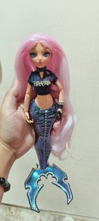 (Category: ) located in . Submitted by bratzified123 (Listing ID 1419866786, Image 1). Description: .