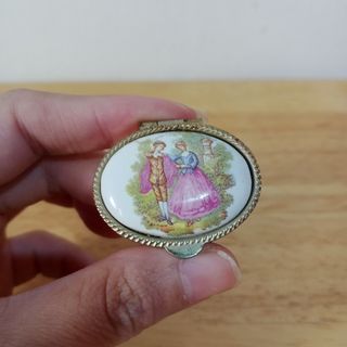 (Category: ) located in . Submitted by piano.san (Listing ID 1419974854, Image 1). Description: .