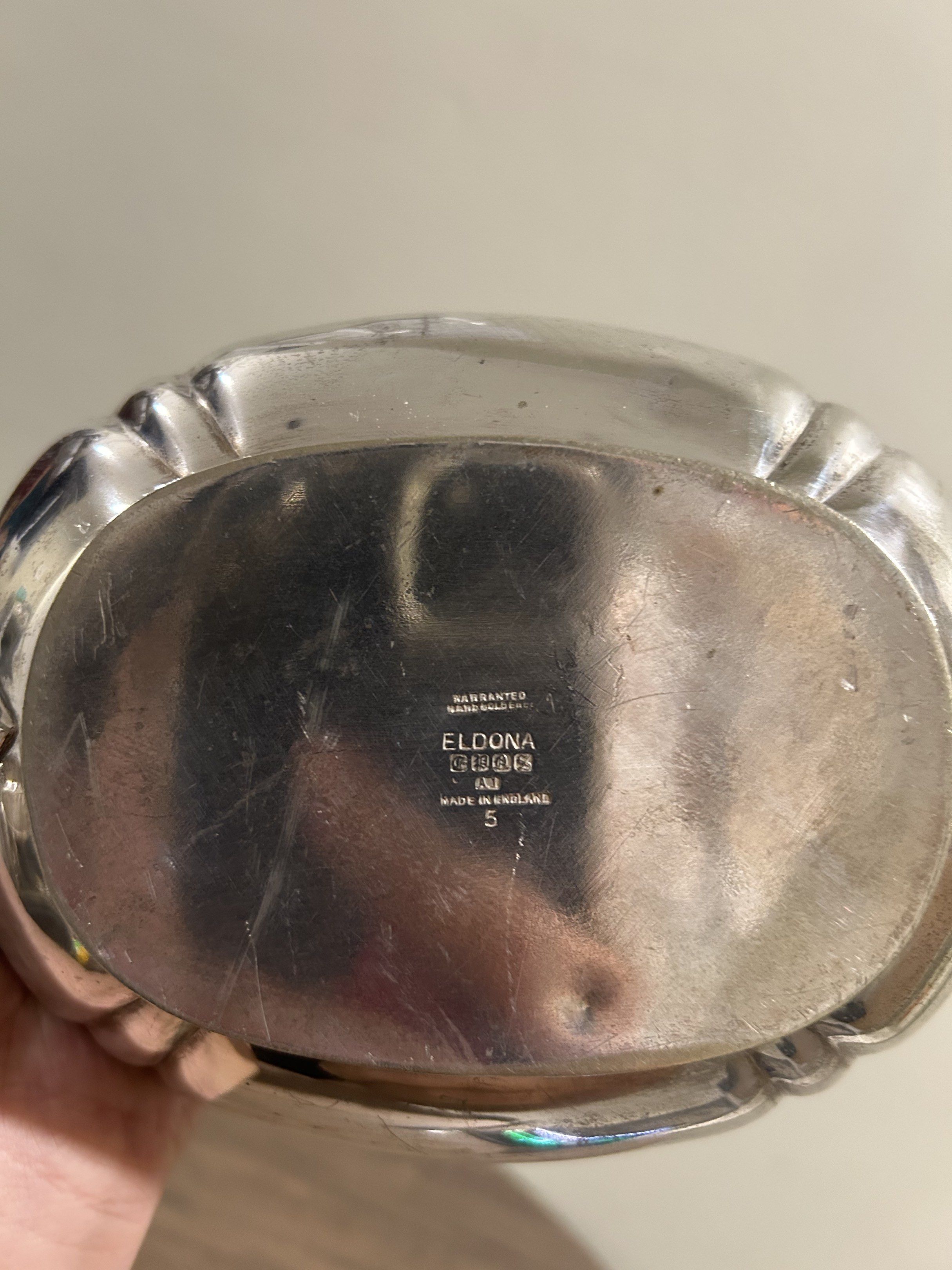 Vintage Silver plated Teapot (Category: Coffee & Tea Tableware) located in Bulacan. Submitted by YourCollection (Listing ID 1419965461, Image 3). Description: .