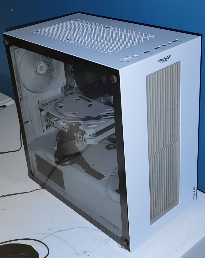 White Gaming PC - RTX 406065561094579202111