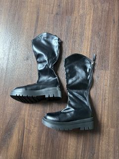 (Category: ) located in . Submitted by sellingonlyonething (Listing ID 1419853871, Image 1). Description: .