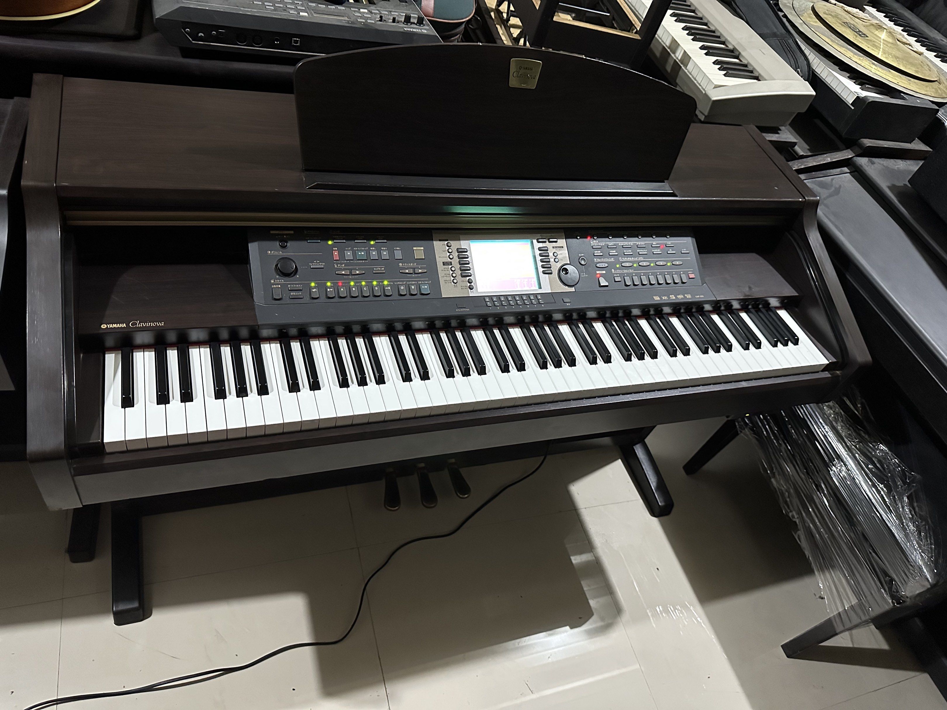 YAMAHA CLAVINOVA CVP-207 DIGITAL PIANO (Category: Musical Instruments) located in Binan City. Submitted by asherkv13 (Listing ID 1419864694, Image 2). Description: .
