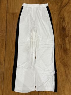 (Category: ) located in . Submitted by upcyclelady (Listing ID 1419954235, Image 1). Description: .
