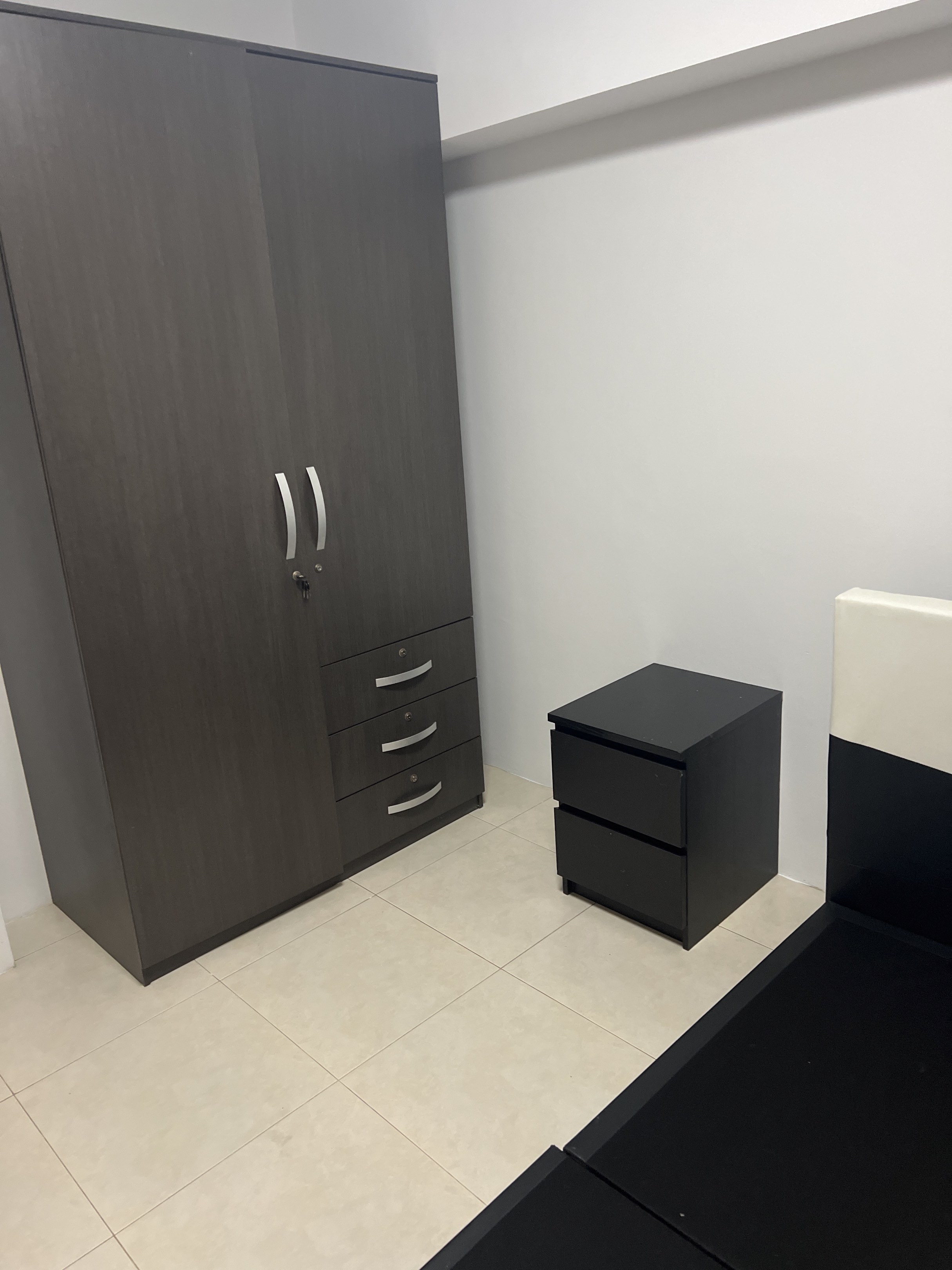 (Category: ) located in . Submitted by muraliko (Listing ID 1420155366, Image 1). Description: .