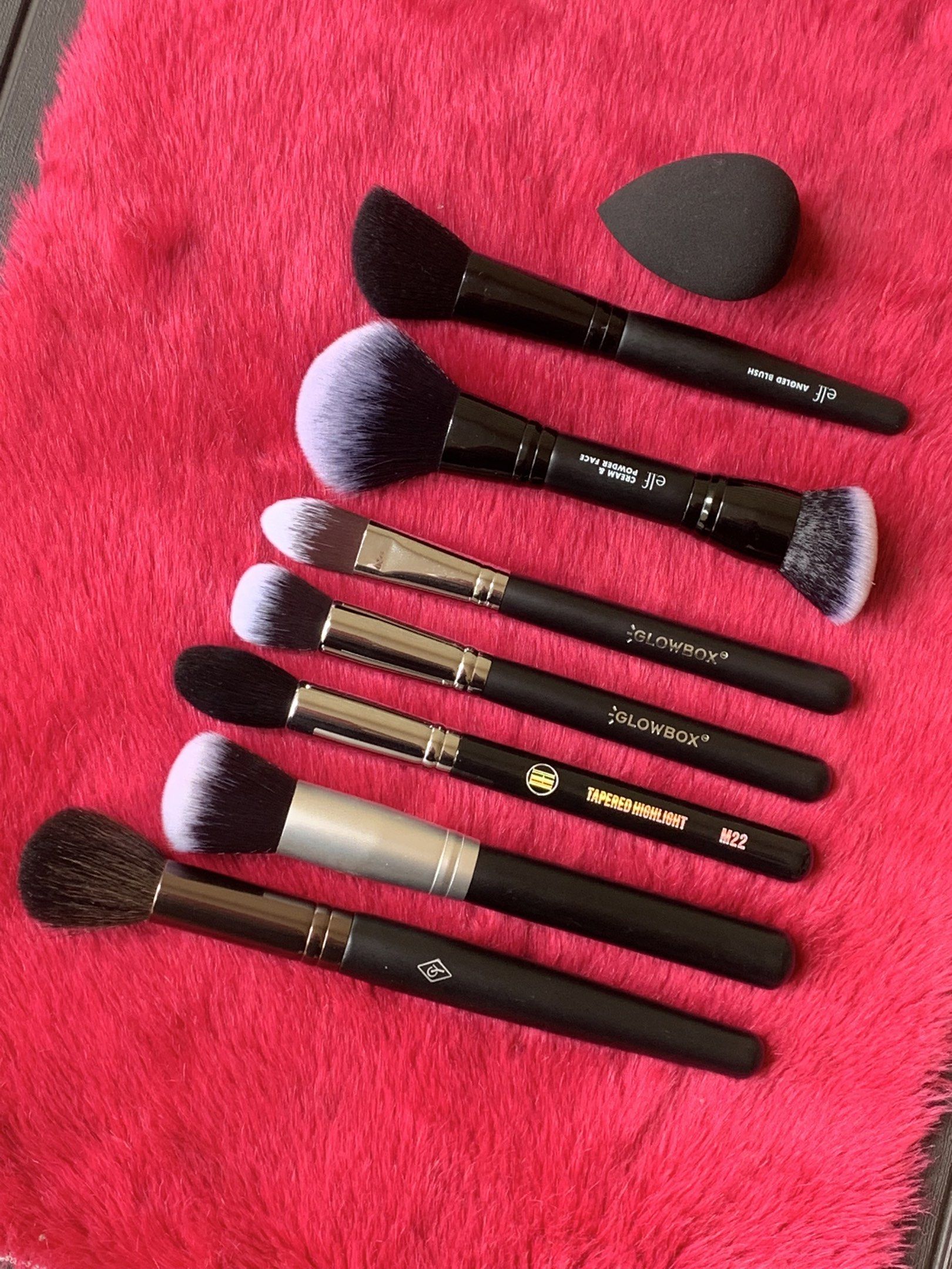 8pc. Makeup Brush Set with ELF and Glowbox (Category: Makeup) located in Quezon City. Submitted by jaianaapura (Listing ID 1420014355, Image 1). Description: 💯 authentic and brandnew - Makeup brush set - Includes brushes from ELF and Glowbox brand - Features: - Angled blush brushes - Powder face brushes - Tapered highlight brush - Makeup sponge - Black handles.