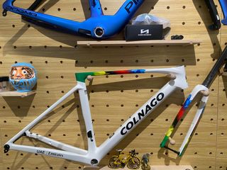 （分類：）位於 。 由 circlesbicycle 提交（商品編號 1420090142，圖片 1）。簡介： 。
