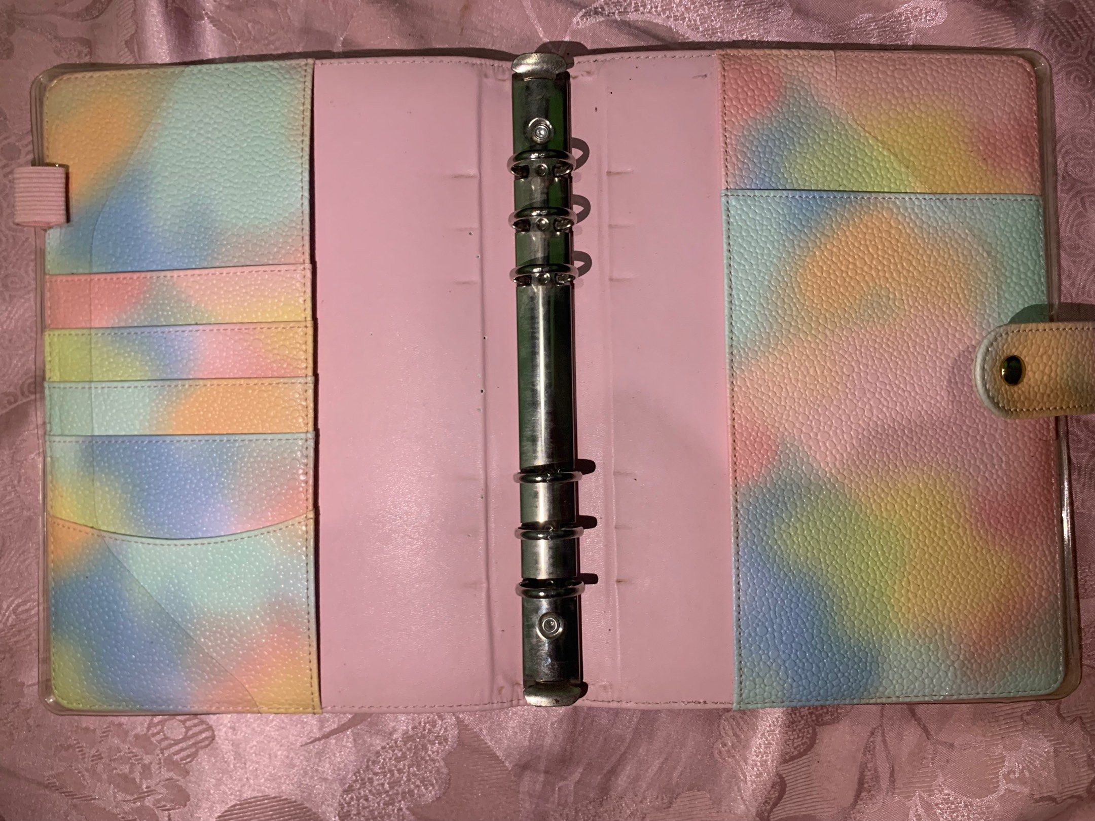 A5 Pastel Binder with Refill Pockets and Plastic Cover/Protector (Category: Stationery & School Supplies) located in Oton. Submitted by restlessleg (Listing ID 1420143309, Image 2). Description: Comes with free refills and a thick plastic cover! 😉 Last price ₱225 if you will also purchase a seventeen photocard worth ₱100 or ₱200 if you will purchase seventeen photocards worth ₱200+! ☺️ see my listing for more seventeen photocards! MOP: Gcash/Ban