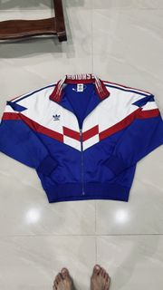 (Category: ) located in . Submitted by bakulthrift (Listing ID 1420139440, Image 1). Description: .