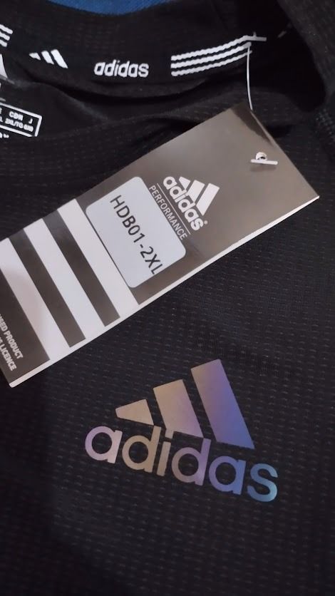 Adidas Aeroready 3-Stripes Tank Top (Category: Activewear) located in Caloocan City. Submitted by chris_mill (Listing ID 1420009416, Image 2). Description: Hey there! Check out this Adidas Aeroready 3-Stripes Tank Top! It's a sleek black tank, perfect for your workouts or just chilling. Brand new with tags.
