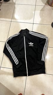 (Category: ) located in . Submitted by ake_store (Listing ID 1420036626, Image 1). Description: .