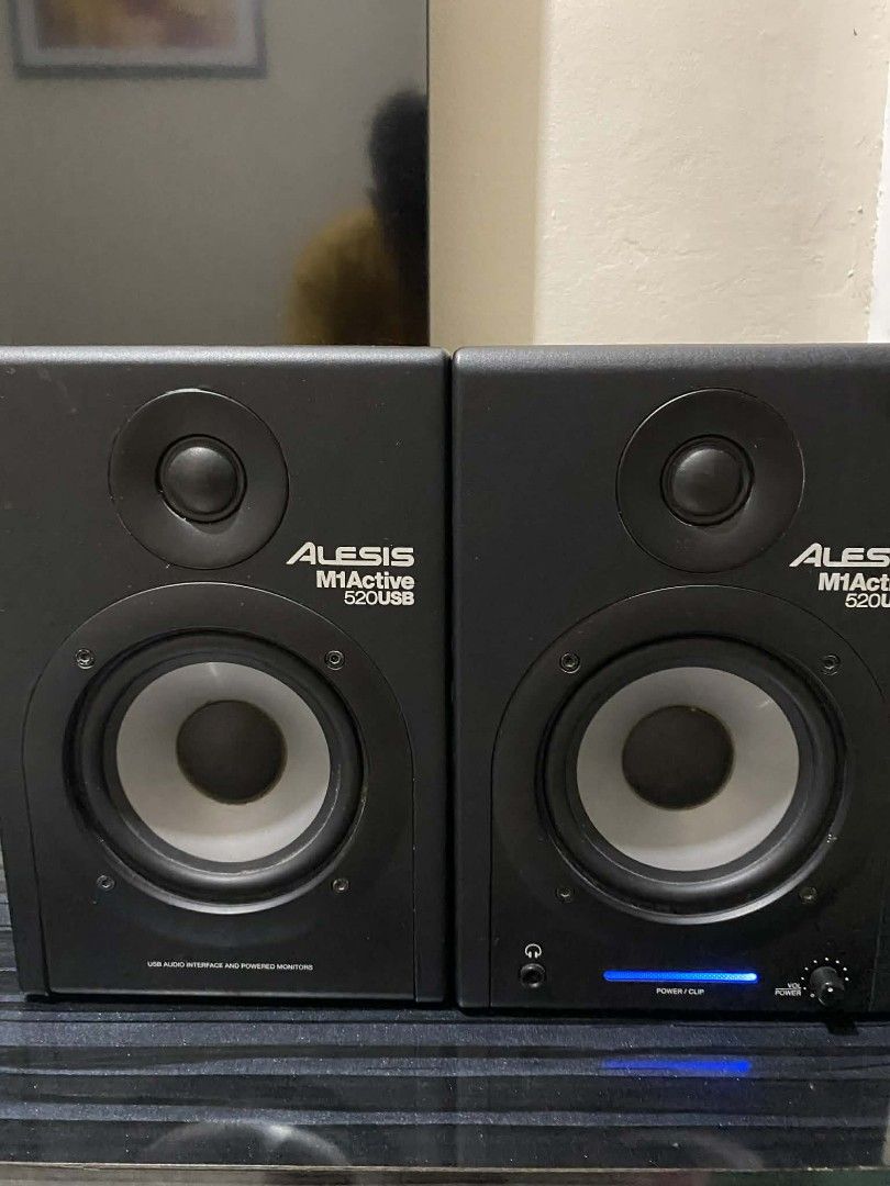 studio monitor speaker (Category: Soundbars, Speakers & Amplifiers) located in Manila. Submitted by rodeldv1352967 (Listing ID 1420106688, Image 3). Description: alesis studio monitor 5 inches with built in audio interface good condition pick n test taguig loc.
