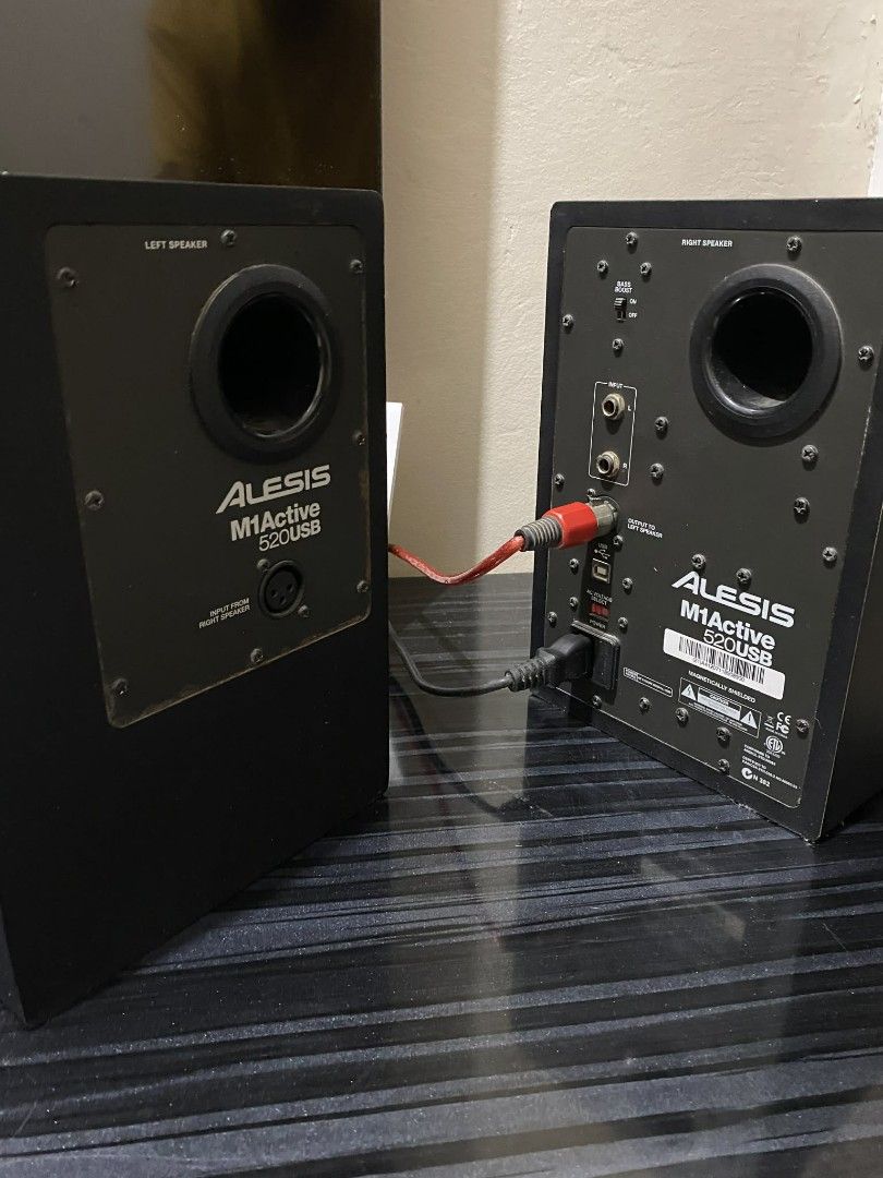 studio monitor speaker (Category: Soundbars, Speakers & Amplifiers) located in Manila. Submitted by rodeldv1352967 (Listing ID 1420106688, Image 2). Description: alesis studio monitor 5 inches with built in audio interface good condition pick n test taguig loc.