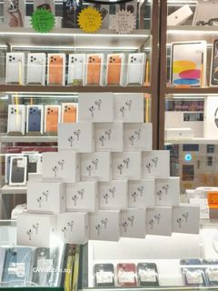 (Category: ) located in . Submitted by gwmobile.sg (Listing ID 1420000939, Image 1). Description: .