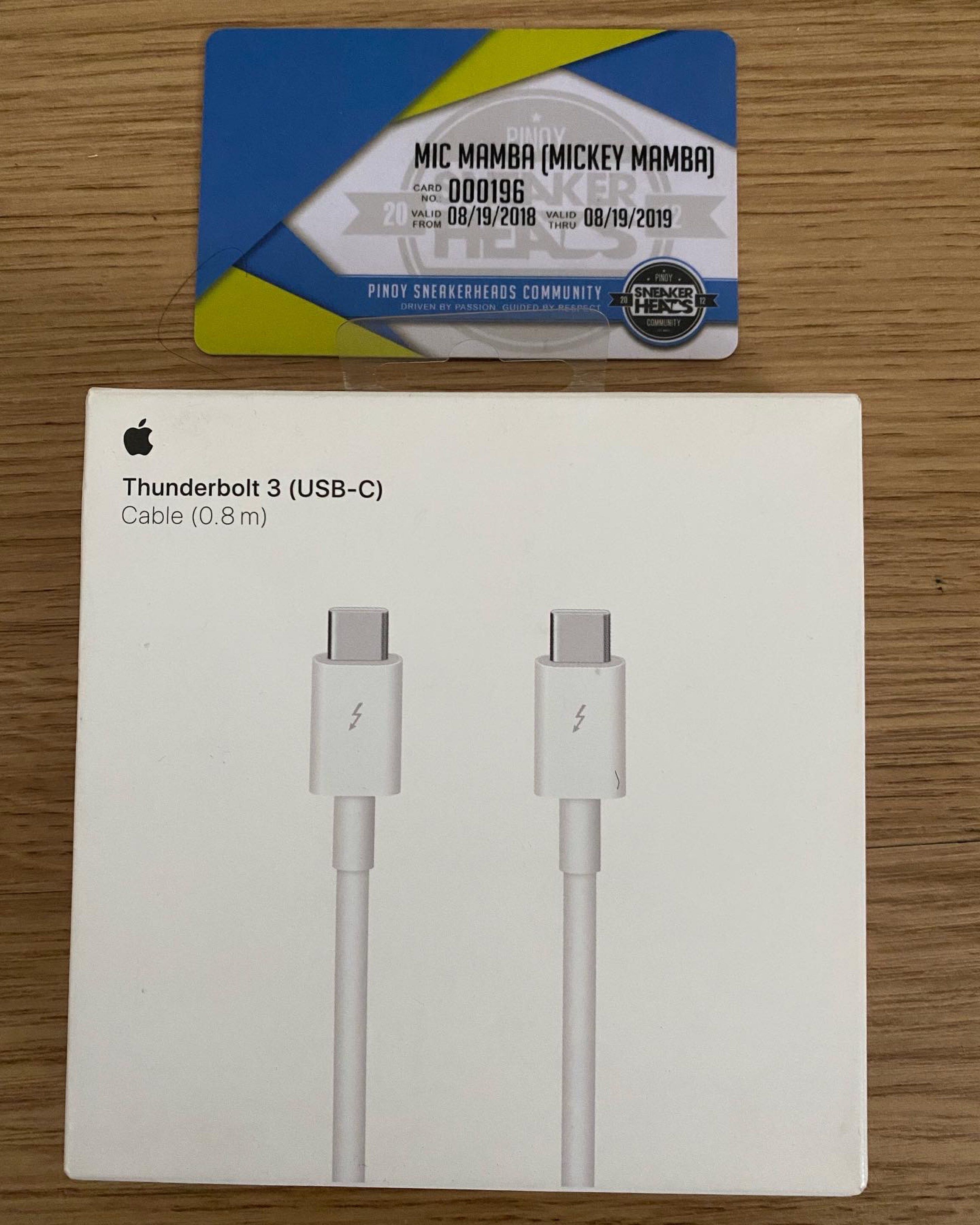 Apple Thunderbolt 3 (USB-C) Cable (0.8m) (Category: Cables & Adaptors) located in Taguig. Submitted by micmamba24 (Listing ID 1420102439, Image 1). Description: FOR SALE ONLY (NO TRADES): BRAND NEW ORIGINAL/AUTHENTIC/LEGIT BELOW SRP COMES WITH PAPER BAG Apple Thunderbolt 3 (USB‑C) Cable (0.8 m) SRP: P2,490 My Price: P1,500 only OVERVIEW This 0.8-meter cable supports Thunderbolt 3 data transfer up to 40 Gbps, USB 3.1 Gen 2 data transfer up to 10 G