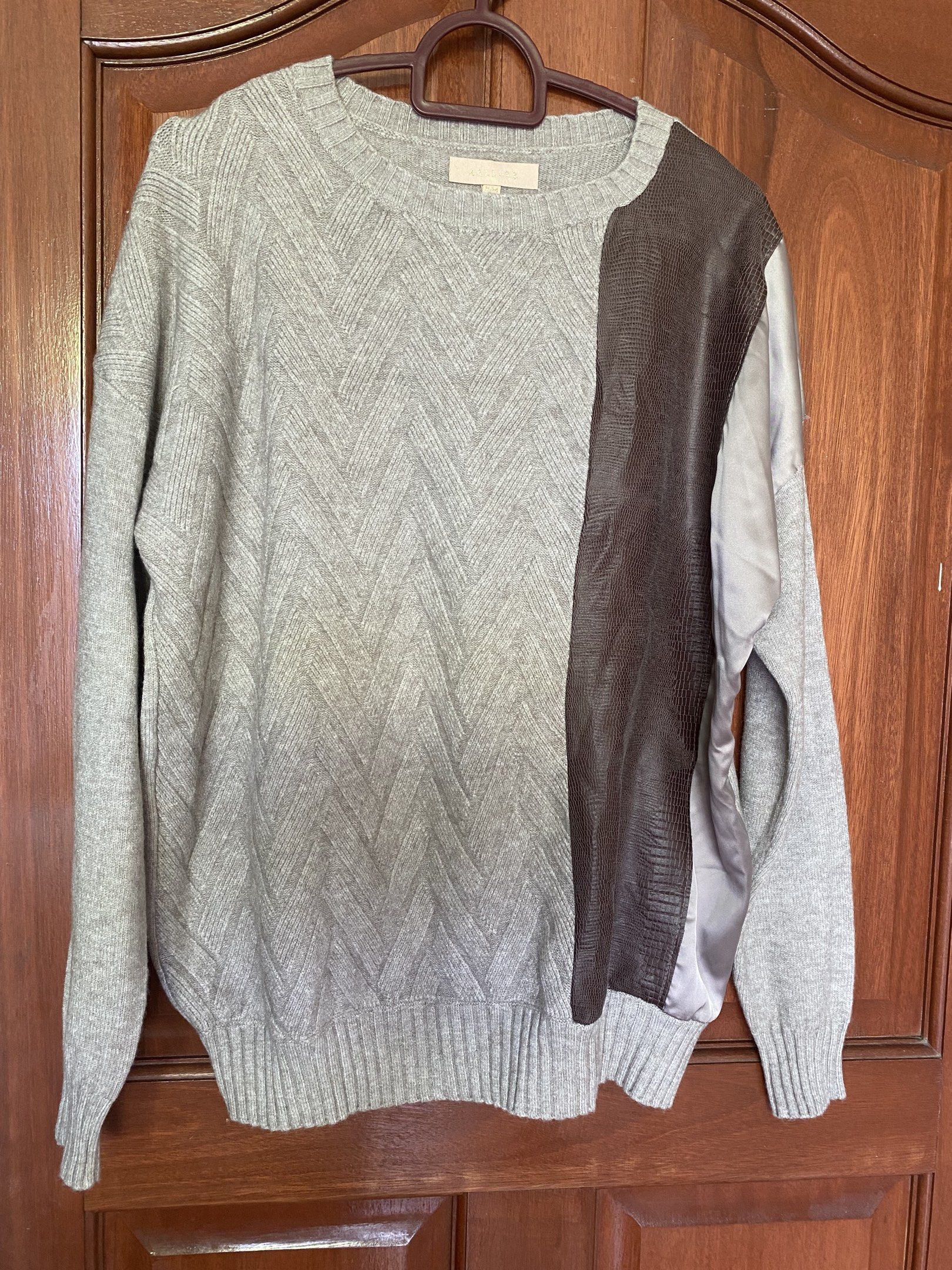 Assorted Tops (Category: Shirts) located in Singapore. Submitted by random_stuff15 (Listing ID 1420008756, Image 3). Description: - Assorted tops, size M. - Includes: - Striped Uniqlo tee - Black and grey top (Shein) - Grey sweater All three for $10 Extra charges for delivery.