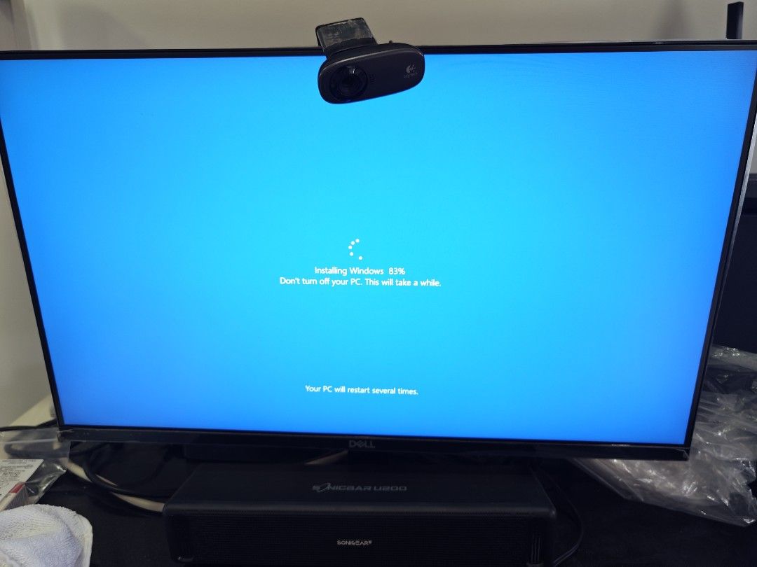 ASUS Desktop PC - Intel Core i7-770065561094125059112