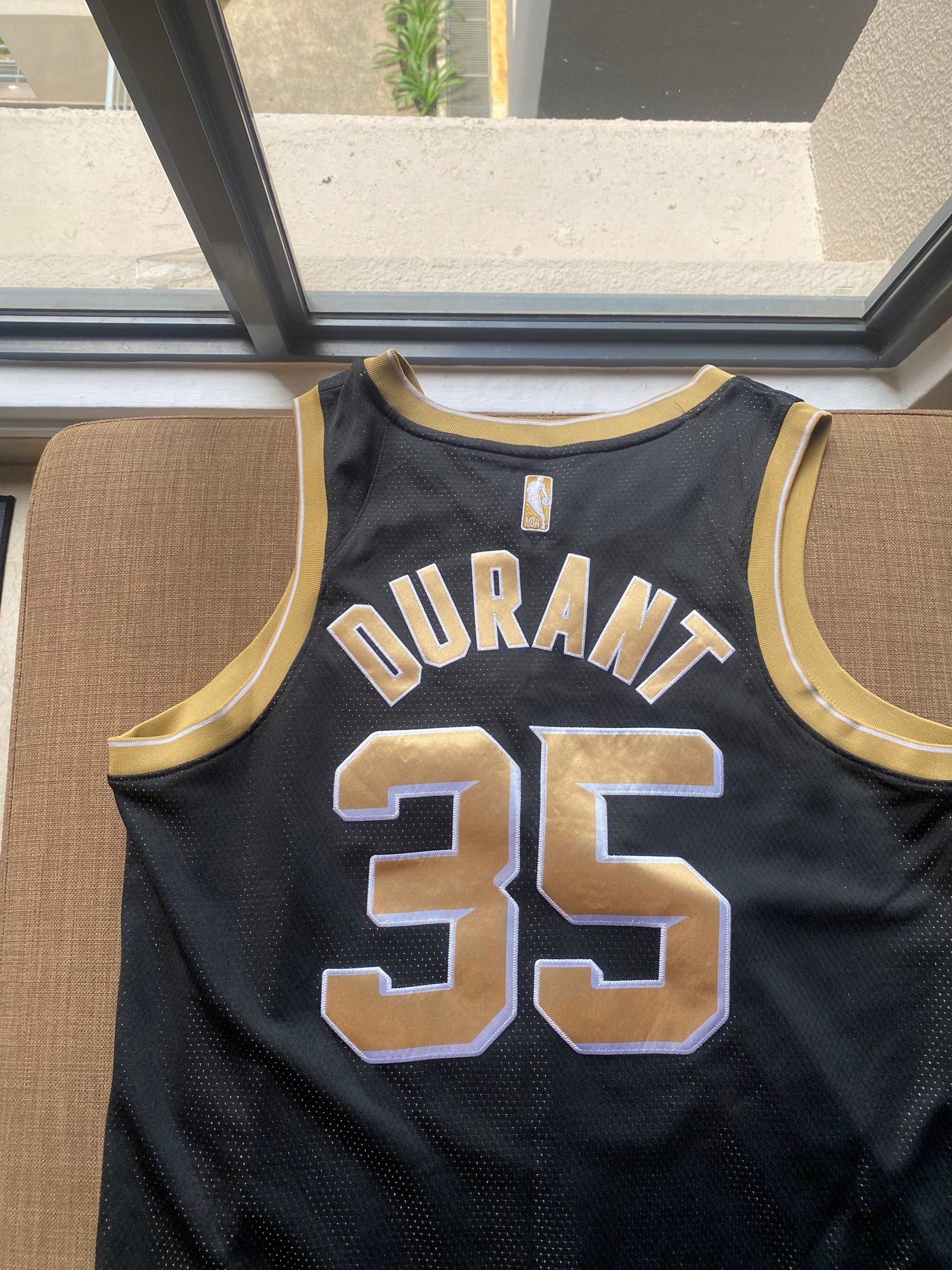 Authentic NBA Jerseys (Category: Activewear) located in Singapore. Submitted by dhiren_rishi (Listing ID 1420041513, Image 2). Description: Used, authentic , price negotiable Limited Edition Kevin Durant suns jersey XL $50 Wembenyama Spurs city jersey 2XL $50 Kevin Durant Nets jersey XL $30 Zion Williamson red pelicans jersey XL $30 Tracy Mcgrady Rockets jersey XL $30 .