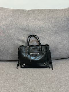 (Category: ) located in . Submitted by bagbuddies.mnl (Listing ID 1420061652, Image 1). Description: .