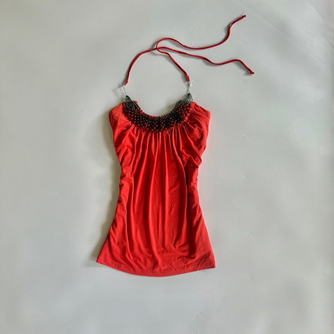 Beaded Halter Top (Category: Sleeveless) located in Iloilo. Submitted by notriaaa (Listing ID 1420084134, Image 1). Description: Complete Beads -Size: Medium -Bust: up to 36 -W: up to 30 No flaws — 𝐌𝐢𝐧𝐞: ₱499 LOCATION: ILOILO Sf starts at ₱90 via flash express.
