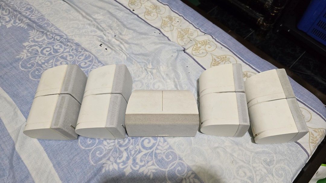 Bose Double Cube Speaker (Category: Soundbars, Speakers & Amplifiers) located in San Miguel. Submitted by rrshopstore (Listing ID 1420040065, Image 3). Description: Bose Double Cube 1 set Php10.5k Location: San Miguel, Bulacan.