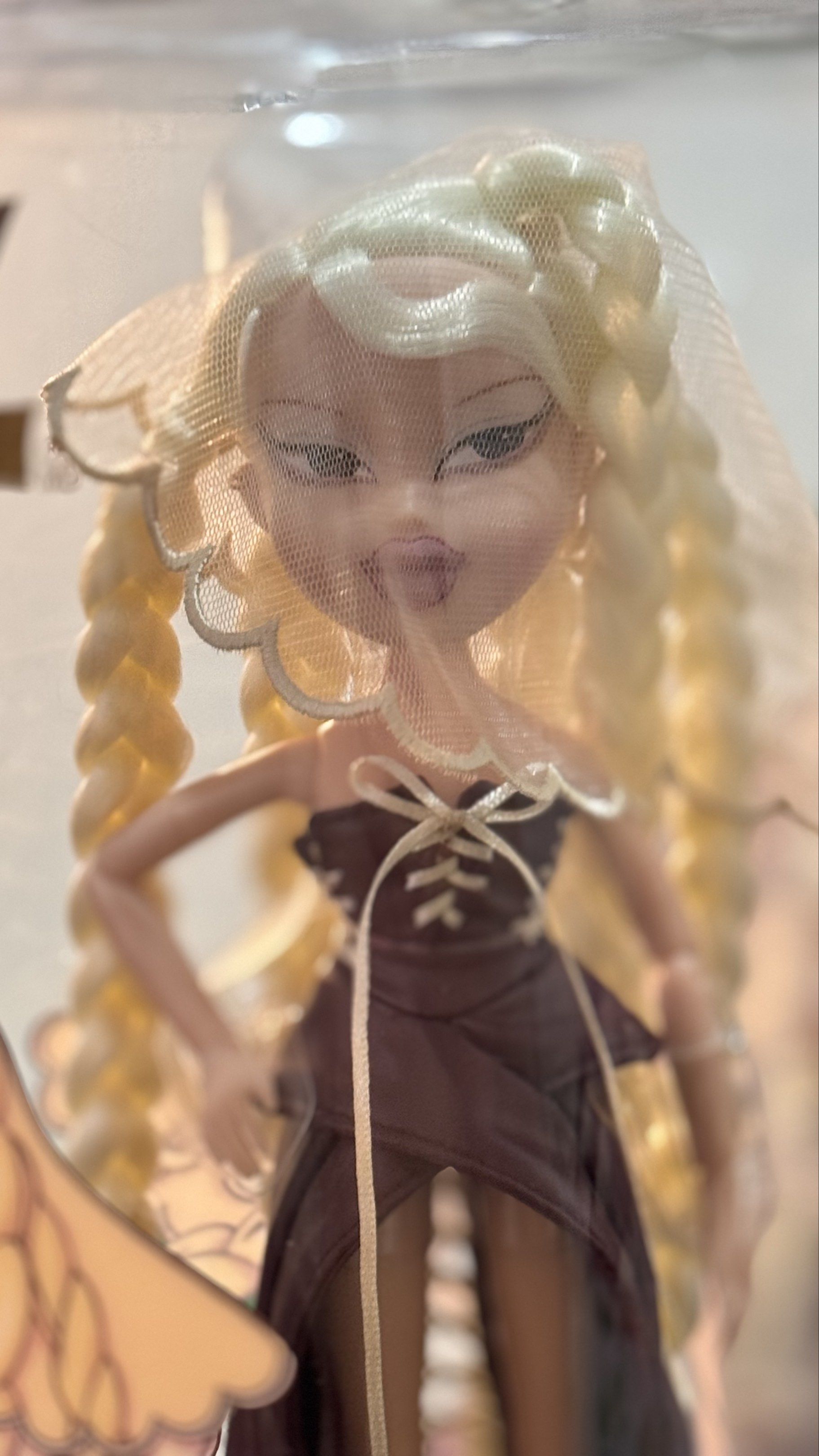 Bratzaversary Jade Bratz (Category: Vintage Collectibles) located in Mandaluyong City. Submitted by sellingdollz (Listing ID 1420154311, Image 2). Description: Box with dents.
