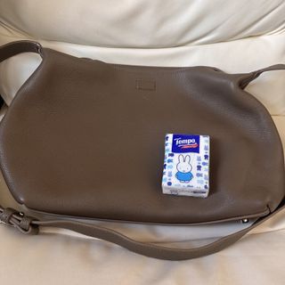 （分類：）位於 。 由 ericawai 提交（商品編號 1420057200，圖片 1）。簡介： 。