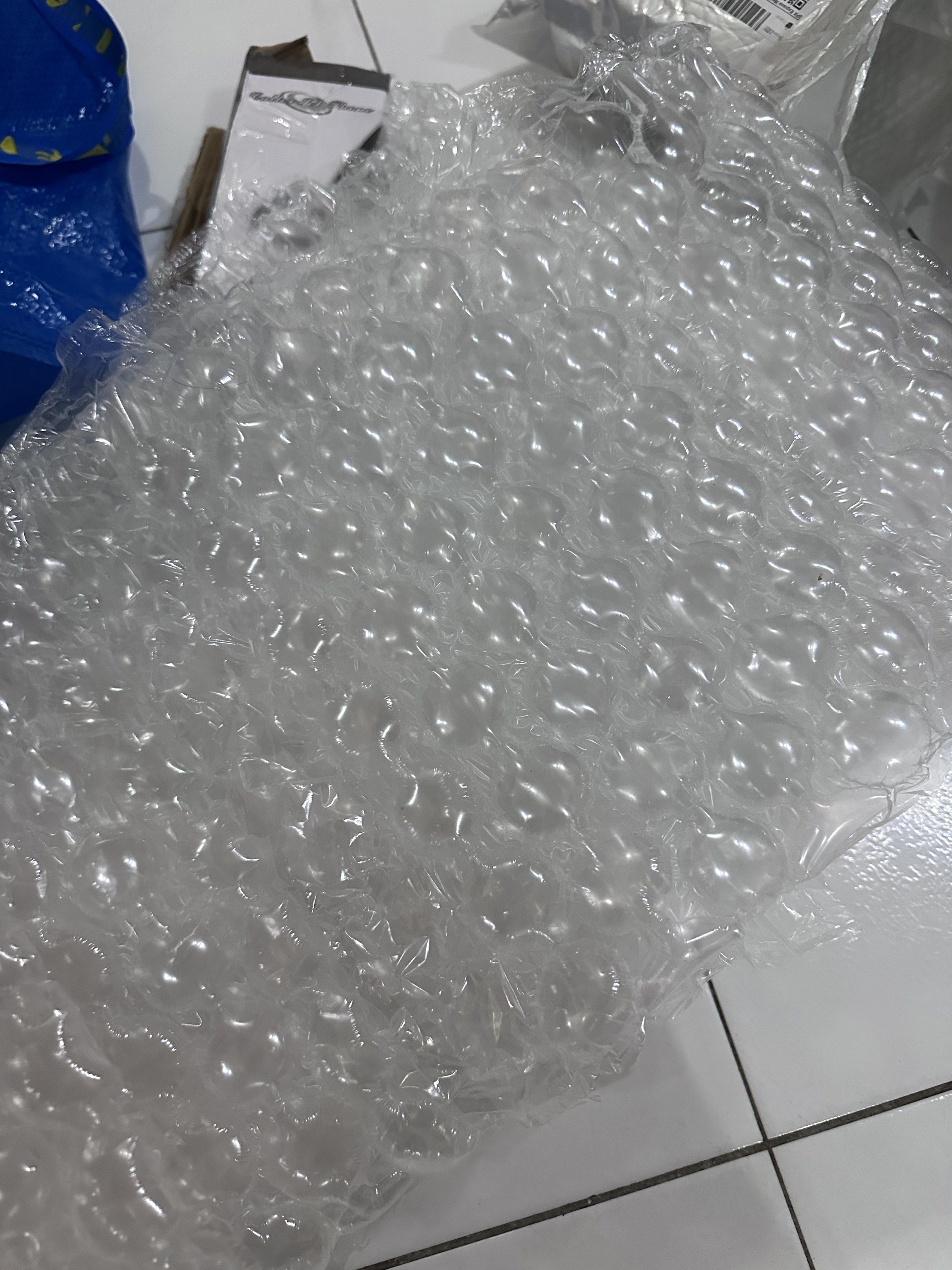 Bubble Wrap Packaging Material (Category: Community) located in Petaling Jaya. Submitted by riverflowforever (Listing ID 1420089469, Image 1). Description: .