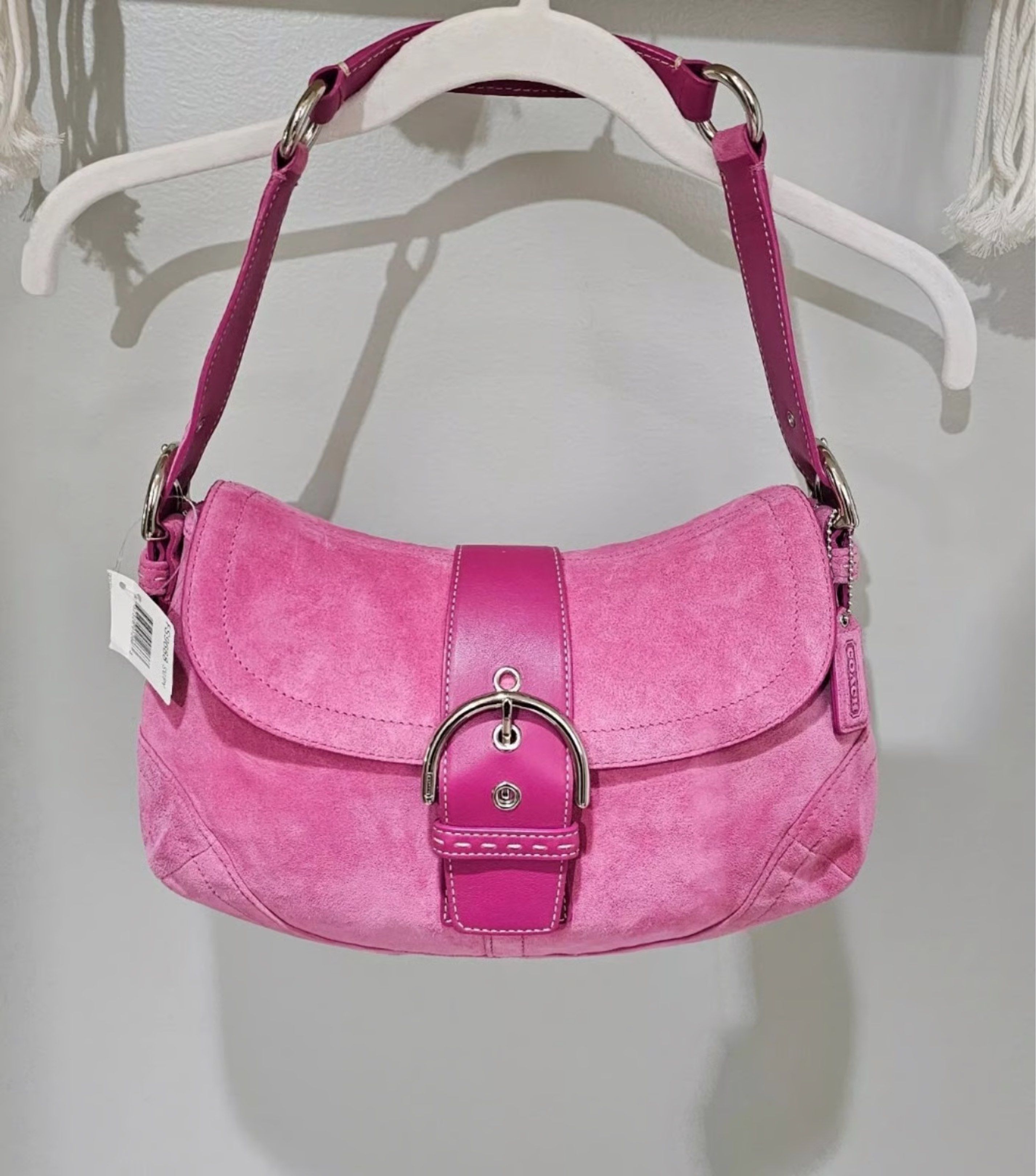 [SOLD] Coach Pink Suede Medium Soho (Category: Luxury Bags & Wallets) located in Dagupan City. Submitted by nicacloset.ph (Listing ID 1419977068, Image 1). Description: photo for reference only this is pre order.