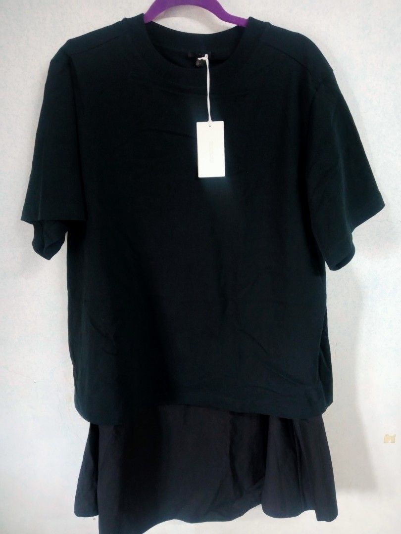 COS Black Layered Top - Size S (Category: Blouses) located in Bulacan. Submitted by ely46 (Listing ID 1420033055, Image 1). Description: - COS layered top - Color: Black - Size: S - Features: Short sleeves, round neckline - Material: Comfortable fabric - Made in: Turkey - Original Price: "$89.00".