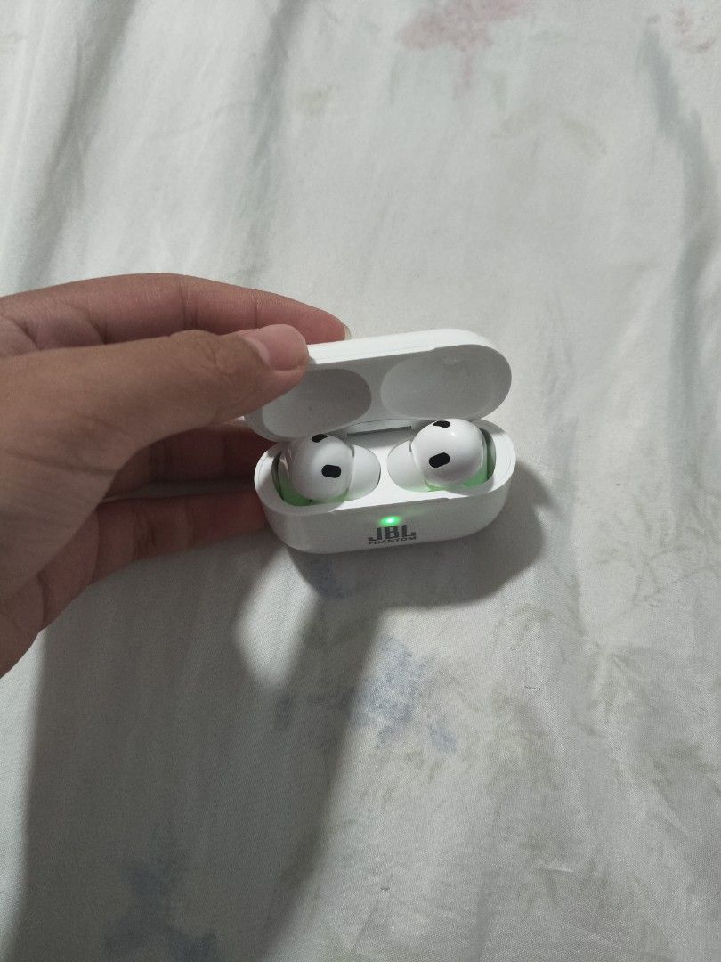 Earphones65561101018625110