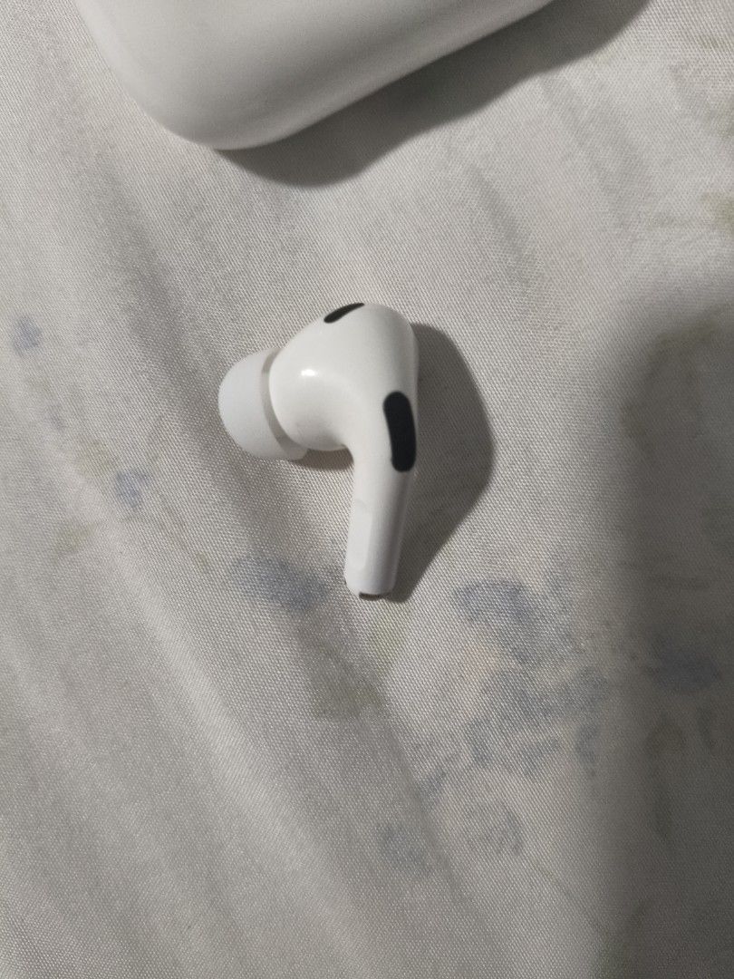 Earphones65561101018625112