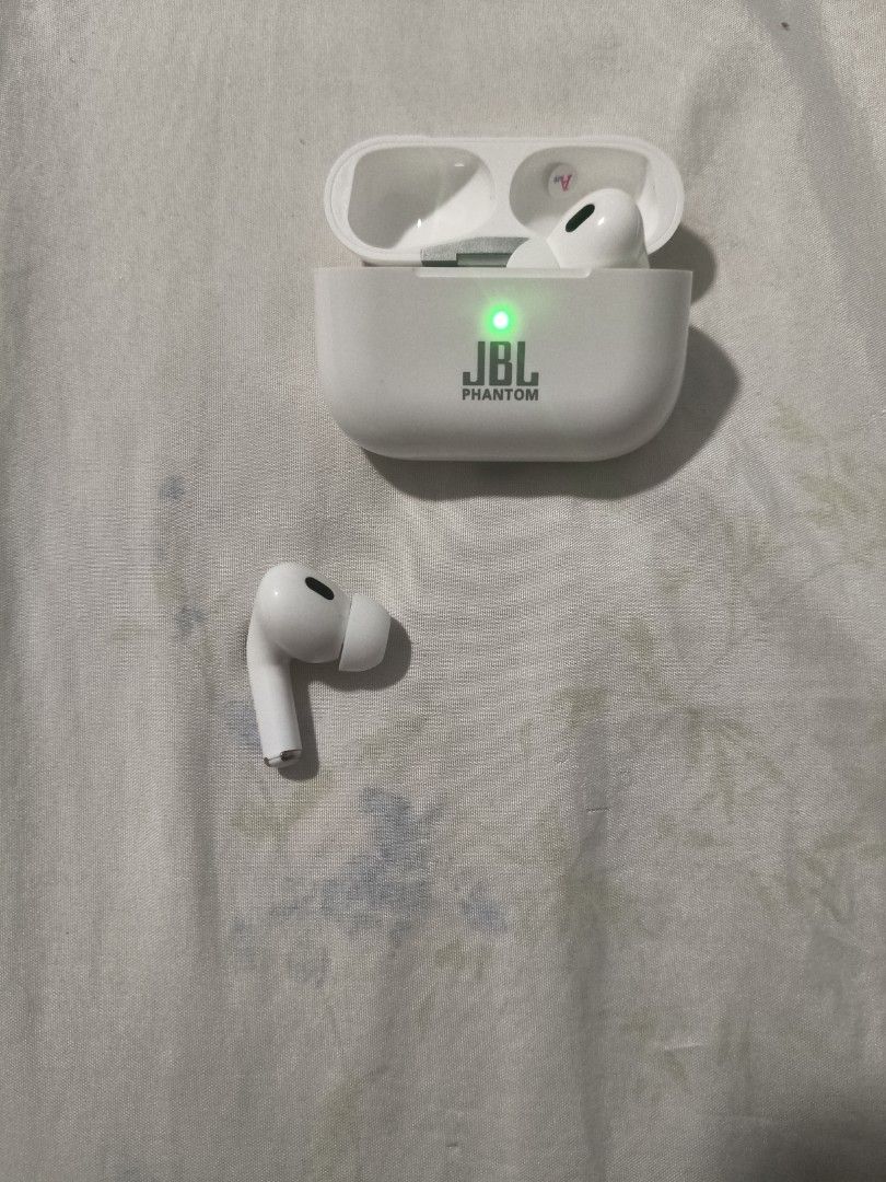 Earphones65561101018625113