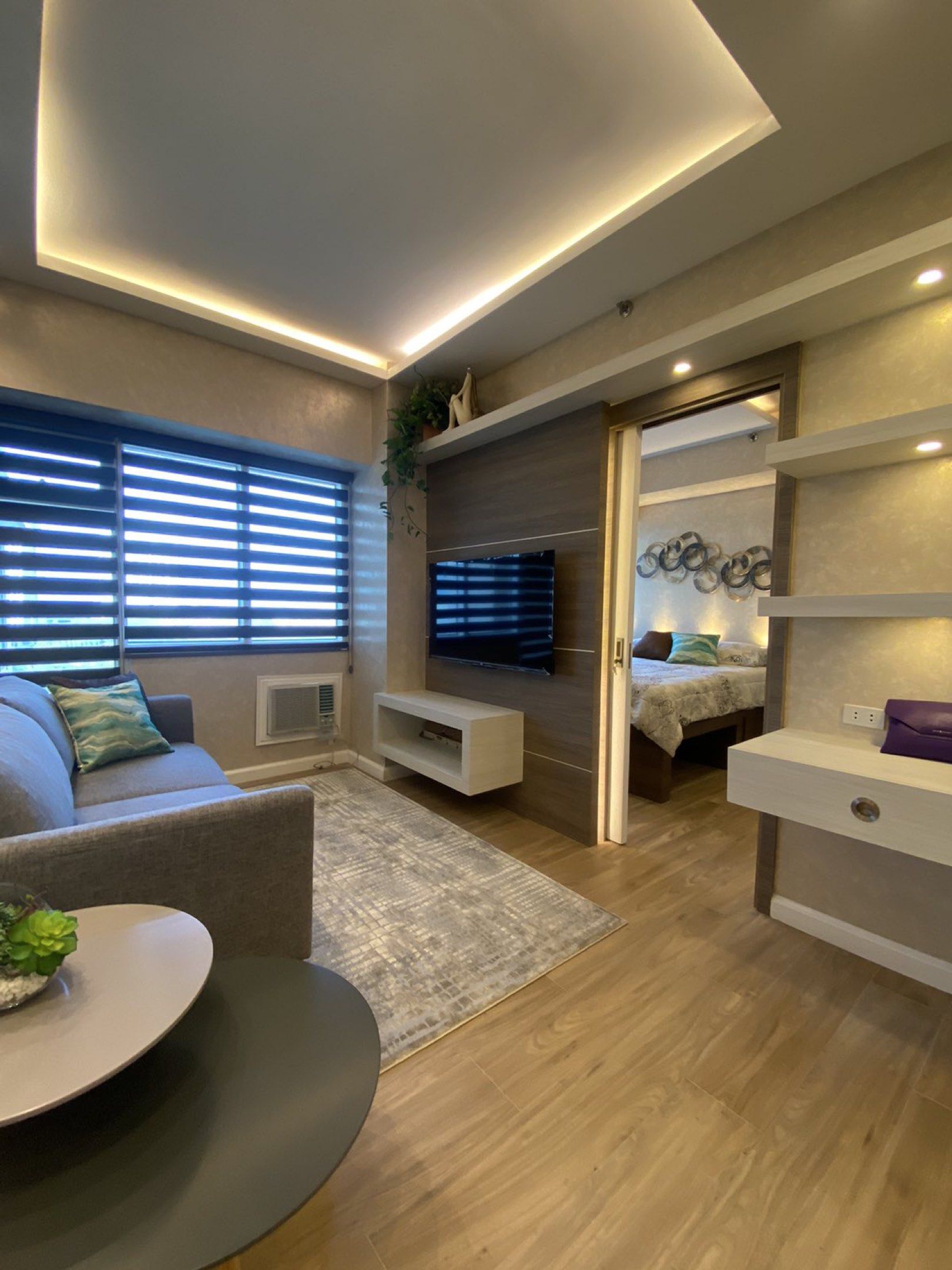 Interior Decorated unit at Fifth Avenue Place BGC (Category: Apartments & Condos) located in Pasig City. Submitted by maecalatrava_09175313158 (Listing ID 1420032629, Image 1). Description: 🏡 𝐅𝐎𝐑 𝐒𝐀𝐋𝐄: 𝐅𝐈𝐅𝐓𝐇 𝐀𝐕𝐄𝐍𝐔𝐄 𝐏𝐋𝐀𝐂𝐄 – 𝐁𝐆𝐂 𝑳𝒐𝒐𝒌𝒊𝒏𝒈 𝒇𝒐𝒓 𝒂 𝒓𝒆𝒂𝒅𝒚 𝒊𝒏𝒄𝒐𝒎𝒆-𝒈𝒆𝒏𝒆𝒓𝒂𝒕𝒊𝒏𝒈 𝒑𝒓𝒐𝒑𝒆𝒓𝒕𝒚 𝒊𝒏 𝑩𝒐𝒏𝒊𝒇𝒂𝒄𝒊𝒐 𝑮𝒍𝒐𝒃𝒂𝒍 𝑪𝒊𝒕𝒚? 𝑻𝒉𝒊𝒔 𝒇𝒖𝒍𝒍𝒚 𝒓𝒆𝒏𝒐𝒗𝒂𝒕𝒆𝒅 𝒖𝒏𝒊𝒕 𝒄𝒐𝒎𝒆𝒔 𝒘�