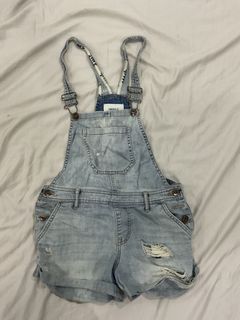(Category: ) located in . Submitted by bea.oh (Listing ID 1420085122, Image 1). Description: .