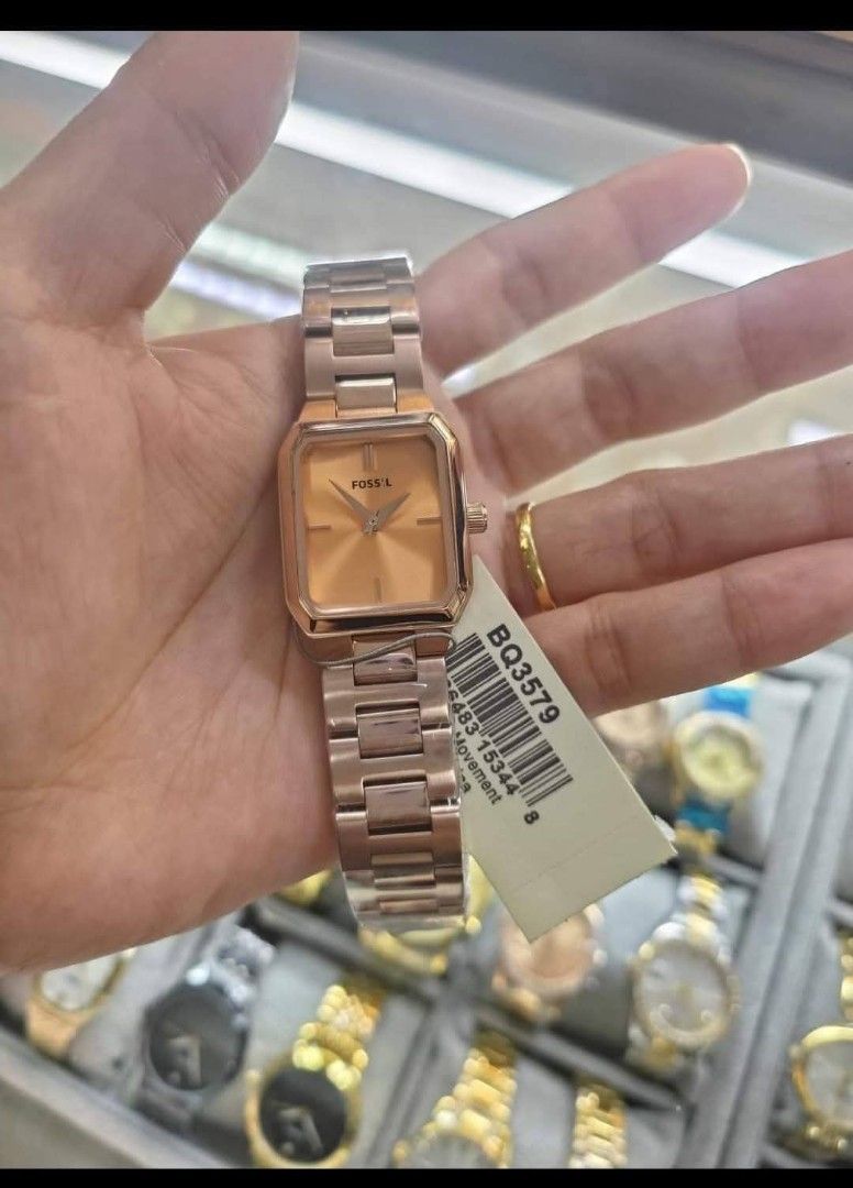 Fossil Tank Watch Women's (Category: Women's Watches) located in Manila. Submitted by honeyrox (Listing ID 1420114974, Image 2). Description: Brand new Available on hand ready to ship Fossil Tank Watch 4 Design/Colour Available Black, White, Gold, Rosegold. PM for inquiries payment bpi, gcash, Gotyme eastwest,maya shipping grab lalamove lbc jnt shouldered by the buyer .