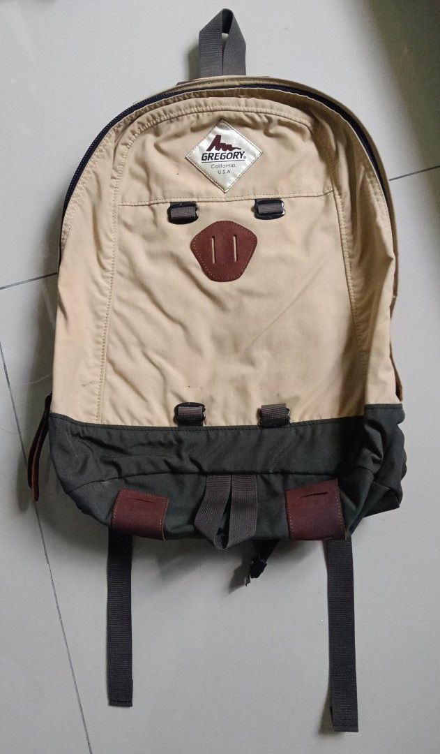 Gregory Backpack (Category: Backpacks) located in Nilai. Submitted by 2ndstor (Listing ID 1420155007, Image 1). Description: -original -kondisi baik dan cantik lagi.