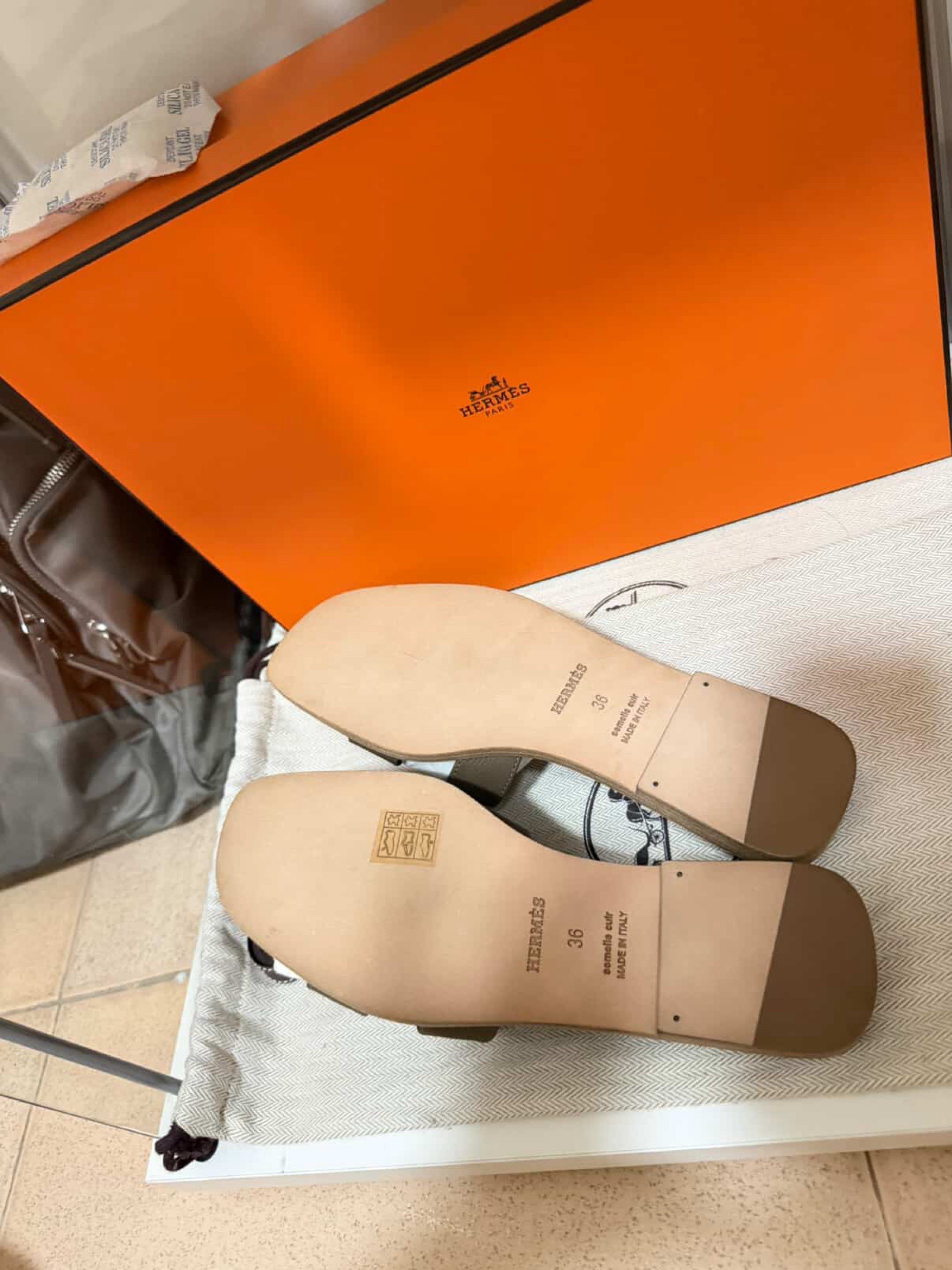 Hermes Oran size 36 Etoupe (Category: Sneakers & Footwear) located in Paranaque City. Submitted by primrose21 (Listing ID 1420044927, Image 2). Description: .