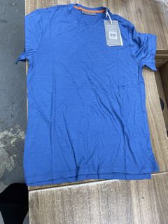 （分類：）位於 。 由 gass23 提交（商品編號 1420082498，圖片 1）。簡介： 。
