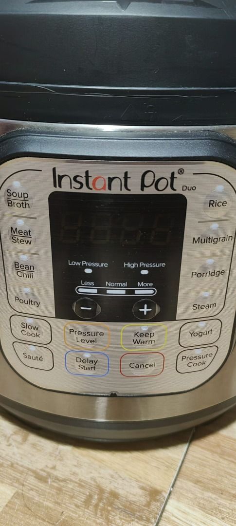 Instant Pot Duo 60 Electric Pressure Cooker (Category: Cookers) located in Rizal. Submitted by joan5505 (Listing ID 1420086865, Image 1). Description: Instant Pot Duo 60 electric pressure cooker. It has multiple cooking functions including soup broth, meat stew, bean chili, poultry, slow cook, saute, rice, multigrain, porridge, steam, yogurt, and pressure cook. The capacity is 5.7L. Includes the inner pot, steam rack, power cord, and user manual.
