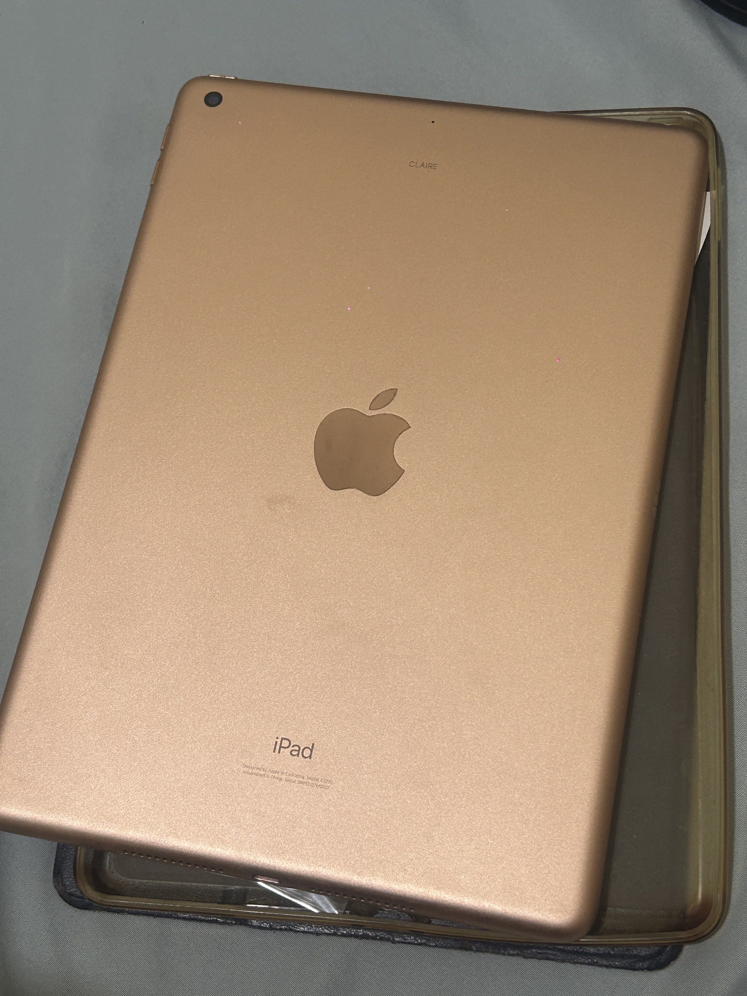 Ipad 8th gen 32gb (Category: iPad) located in Quezon City. Submitted by kyunggg1_ (Listing ID 1419983716, Image 2). Description: Fixed price .