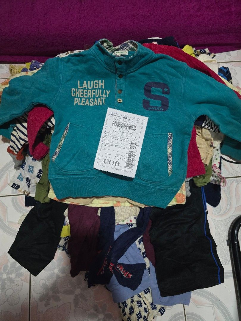 Japan Ukay Bundles Set Packages Random (Category: Babies & Kids Fashion) located in Cainta. Submitted by ktrendsfashionboutique (Listing ID 1418743087, Image 3). Description: Ukay Bundle Packages: 100 Pesos Bundle ( 10 + 1pc free) 200 Pesos Bundle (20 + 3pcs free) 300 Pesos Bundle (30 + 5pcs free) Random pick, no to choosing! 1 to 10pcs Branded items included (puma, uniqlo, h&m, nike, adidas, UA, etc.) Ukay tops, bottoms, sweaters, jackets, costu
