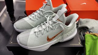 (Category: ) located in . Submitted by sneakerhead333 (Listing ID 1419995356, Image 1). Description: .