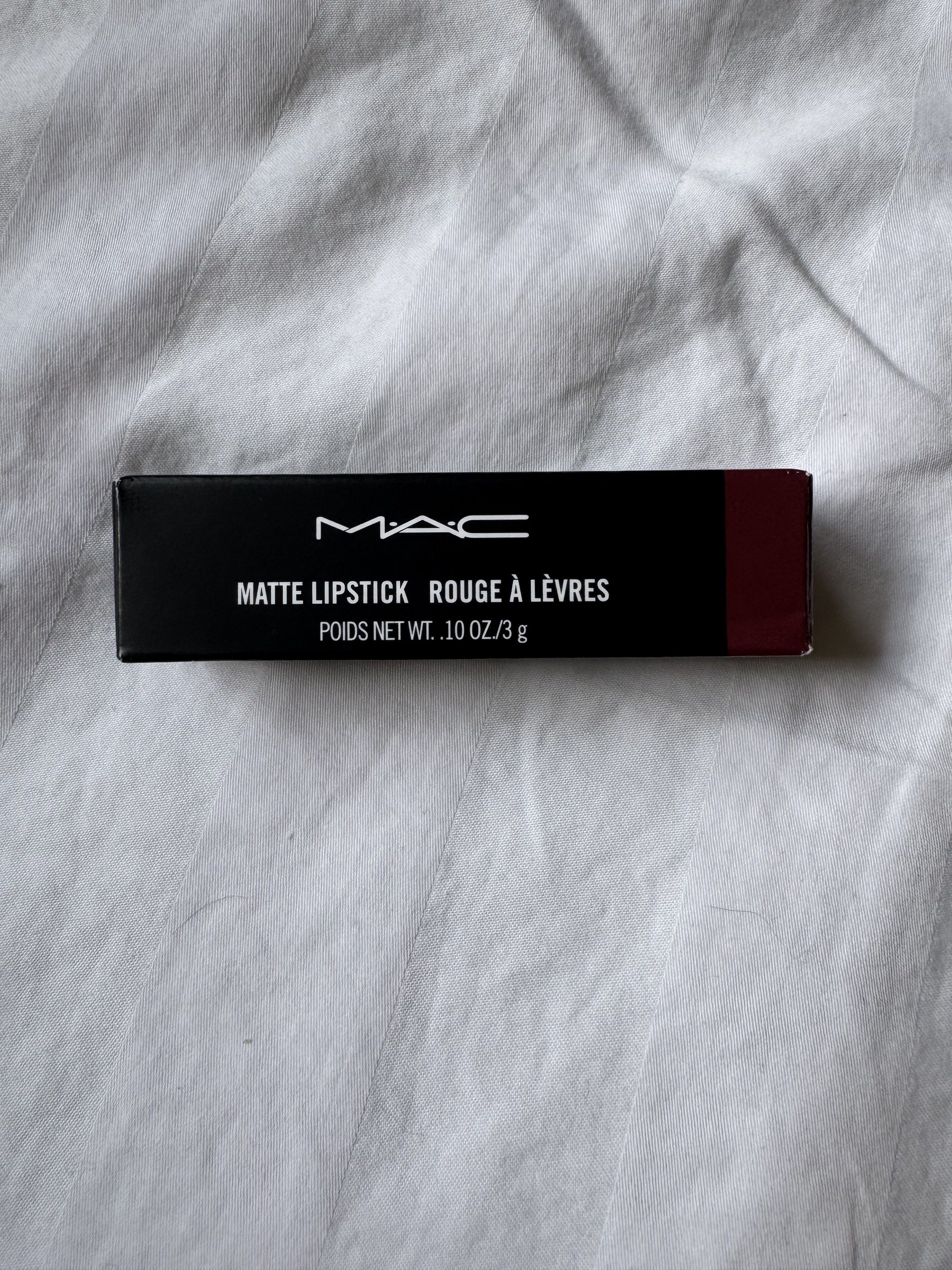 MAC Matte Lipstick - Viva Glam III (Category: Makeup) located in Manila. Submitted by crazycat13 (Listing ID 1420016048, Image 2). Description: - MAC Viva Glam III Matte Lipstick - Iconic black tube with red stripe - Shade: 619 Viva Glam III - Matte finish - Net weight:.10 oz/3 g Negitotiable.